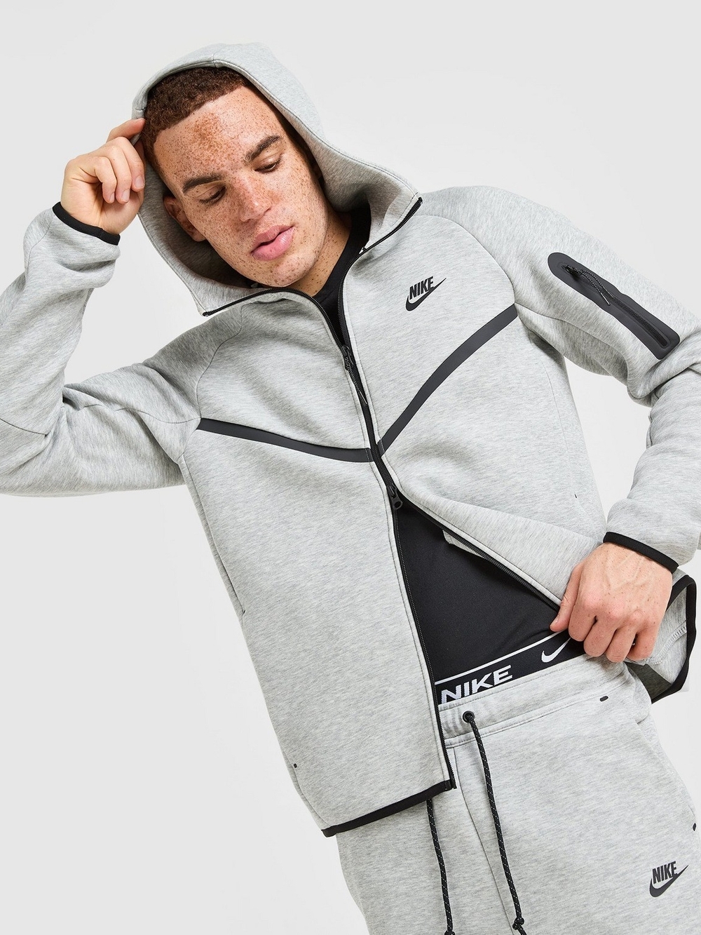 Nike Tech Fleece Full-zip Windrunner Hoodie